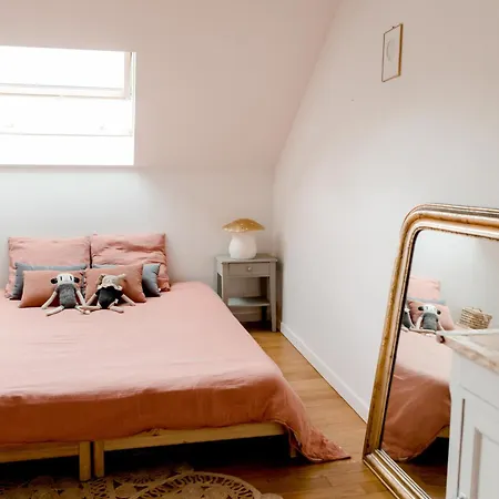 Logement Entier Ou A Partager Dans Maison Familiale A Rueil Malmaison, Proche De Paris La Defense Exterior photo